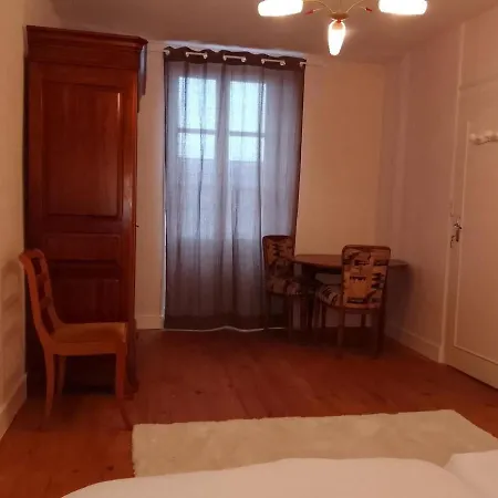 Ferienhaus Fresnay-sur-sarthe, 4 Pieces, 5 Personnes - Fr-1-410-370 *